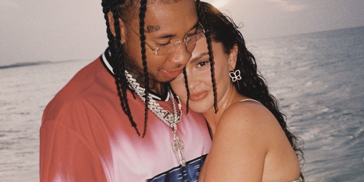 Booed Up Or New Bop? Tyga & Sabrina Claudio Spark Chatter On Social Media Following Cozy Photoshoot